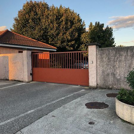 Appartement Au Milieu Des Lacs, Au Bord Du Guiers Aoste Buitenkant foto