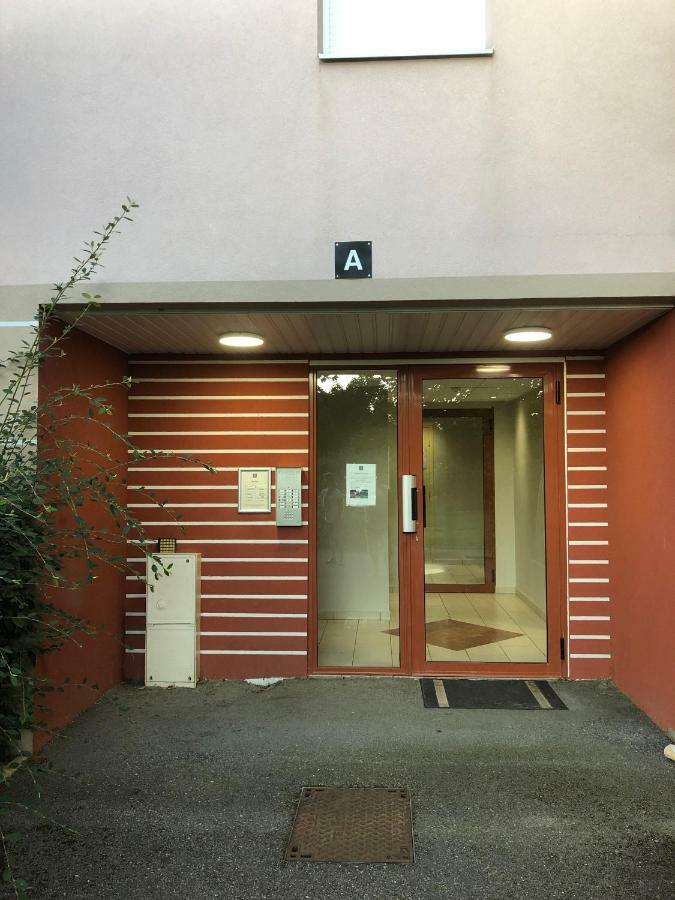 Appartement Au Milieu Des Lacs, Au Bord Du Guiers Aoste Buitenkant foto